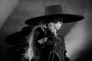 Image via Mason Poole/Beyonce.com
